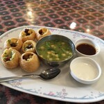 インド料理 パリワル - 可愛い方のプリ(パニプリ)も注文