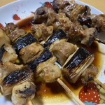 炭火やきとり 鳥信 - タレ焼きには粉山椒が良く合います