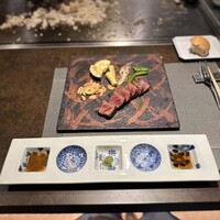 大阪鉄板焼き 神戸牛 TATARA - 