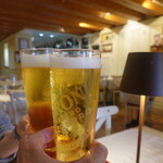 Aquila Restaurant  Wine Bar - ビール(8€)でかんぱ～い♪