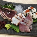 旬菜和味 - 造り盛り(つむぶり、鱧湯びき、タコ、かつをたたき)