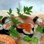 Suehiro Sushi - 寿し盛り一例