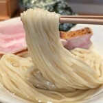 ジャパニーズ ラーメン 五感 - 