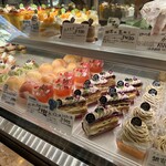 ル・パティシエ ヨコヤマ - 