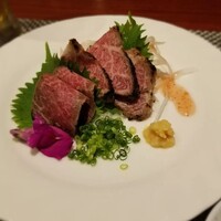 和風牛肉料理 まつもと - 黒毛和牛ヒレ肉の炙り焼き(タタキ)