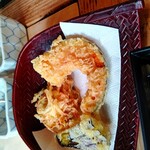 そば源 - 野菜天ぷらのアップ