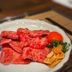 和牛料理 一石三鳥 - サーロンユッケ