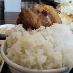 わ楽 - 豚の角煮❤️オンザライス！