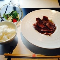 鉄板 松阪屋 - カルビ定食　ごはんがおいしい