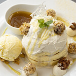 Sakura Cafe Hanon - ほうじ茶とクランチホワイトチョコのパンケーキ