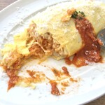 カフェ フオネ - オムライス・自家製ケチャップのチーズトッピング