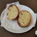 ウエスト青山ガーデン - フランスパン