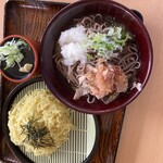 波の華 食事コーナー - 