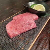 牛牛 西麻布 総本店 - 