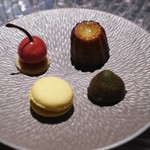 アルギュロス - 