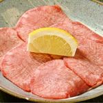 麻布ホルモン舗 - 塩タンもお客様から大好評