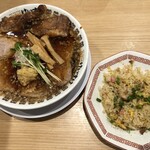 肉そば けいすけ - 