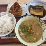 野洲小篠原食堂 - 料理写真:鯖の味噌煮、アジフライ、豚汁、ライス