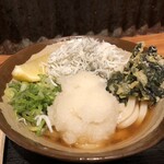 本場さぬきうどん 親父の製麺所 上野店 - 