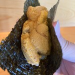 SUSHI TOKYO TEN、 横浜店 - 青森の紫ウニ
