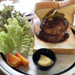 軽井沢ベジビエ - いのししのWチーズメンチカツサンド 2,100円