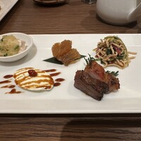 正宗広東私房菜サワダ 梅田エスト店 - 