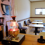 CAFÉ mirai - サイフォンを眺めながら