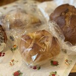 ブリアン - テイクアウトのパンたち