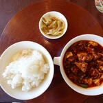 スーツァンレストラン 陳 - 