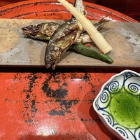 草喰 なかひがし - 鮎　田中とうがらし　根曲がり竹　（蓼酢で）