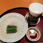 しぐれ茶屋 侘助 - てっさ(冬季限定)とふぐのヒレ酒