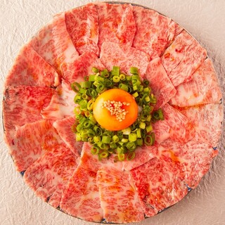 SNS映え◎当店看板メニューの「炙り和牛系メニュー」は必食！