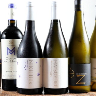 ラム肉の美味しさを引き立てる厳選ワインを豊富にラインナップ