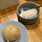 コムトゥヴ - 正真正銘焼きたてパンと絶品ホイップバター