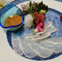 割烹 むら山 - お刺身盛り合わせ(ウニ醤油)