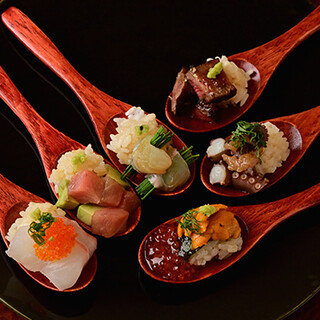和風から洋風まで楽しめる一品料理◆一推しは「スプーン寿司」
