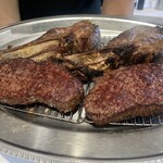 ウシマル - 肉