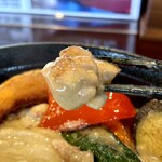 うどん工房かたつむり - 焼き色のついた鶏肉