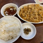 日華飯店 - 麻婆豆腐定食です。（2024年7月）