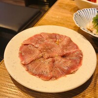 炭火焼肉ホルモン うしごろ 中目黒店 - 