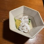 鬼の厨 しんすけ - お通しの穴子　ハモじゃないのがニクイとこ