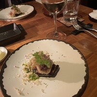 ザ タヴァン グリル＆ラウンジ - 