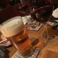 ザ タヴァン グリル＆ラウンジ - 