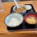 永井食堂 - できれば、お盆はタテのままで食べて欲しい、ようです