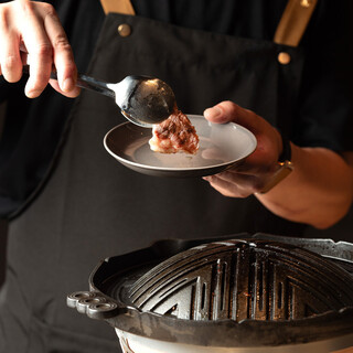 ”おもてなし”肉師が一番美味しい焼き方を