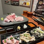極み焼肉ホルモン 清司 - 
