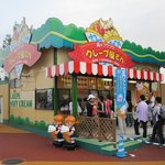 森のフワフワクレープ屋さん - クレープとソフトクリーム別売りの「森のフワフワクレープ屋さん」。