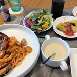 256705253 - 栄養バランスばっちり、食べすぎて夜もお腹空きませんでした〜