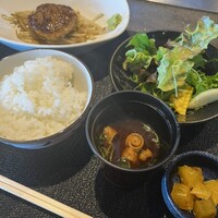 ニュー松坂 梅田32番街店 - 