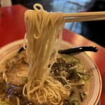 ラーメン　赤組 - 麺は細くカタメン